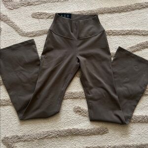 Aritzia Brown Leggings